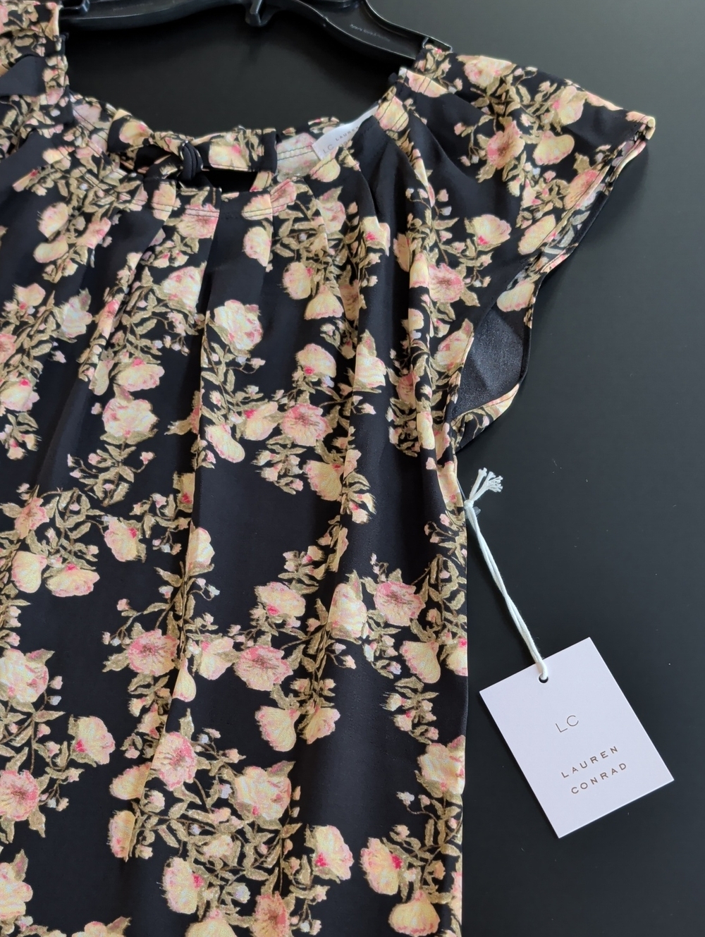 LC Lauren Conrad Black Floral Flutter-Sleeve Blouse